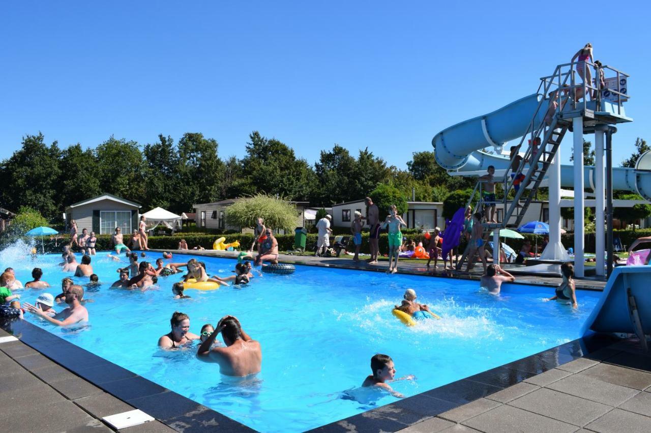 Kleintje Beer Villa Baarland Bagian luar foto