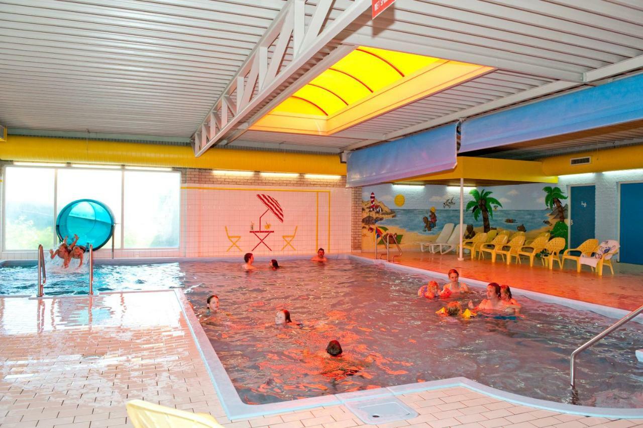 Kleintje Beer Villa Baarland Bagian luar foto