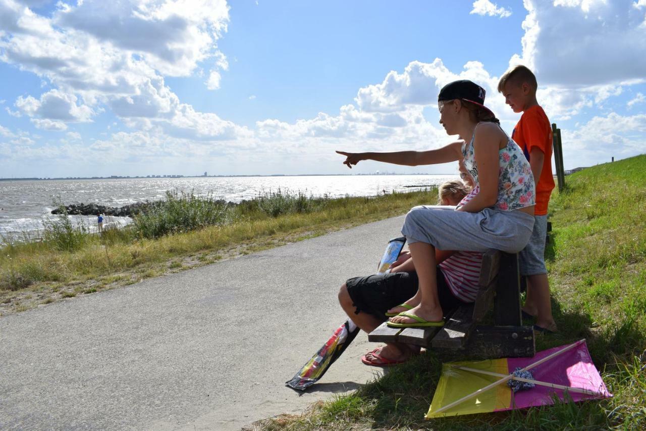 Kleintje Beer Villa Baarland Bagian luar foto