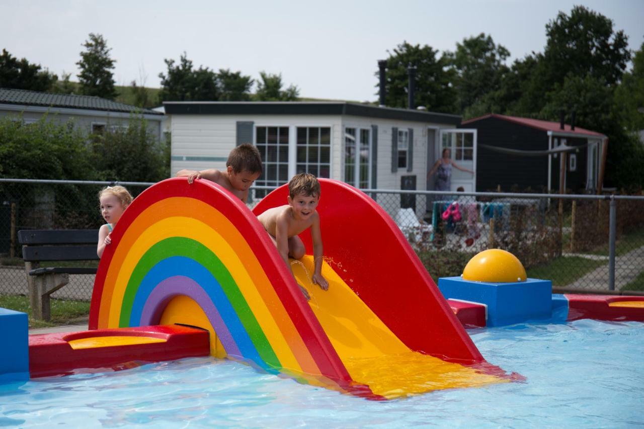 Kleintje Beer Villa Baarland Bagian luar foto